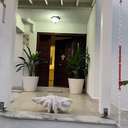 빌라 Oran House